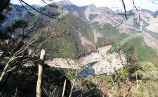 ���c�΂ƐԐ�R�i�����̎R�j